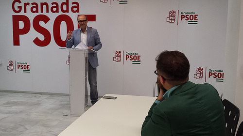 El PSOE de Granada ve en el PP un Partido deslegitimado para gobernar y preso de la esquizofrenia procesal en la que se hayan sus responsables 45111695941_f6274f6248