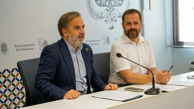 El PSOE presenta una moción al pleno de Granada para denunciar censura cultural en los gobiernos de PP y Vox Jacobo-y-Juanjo